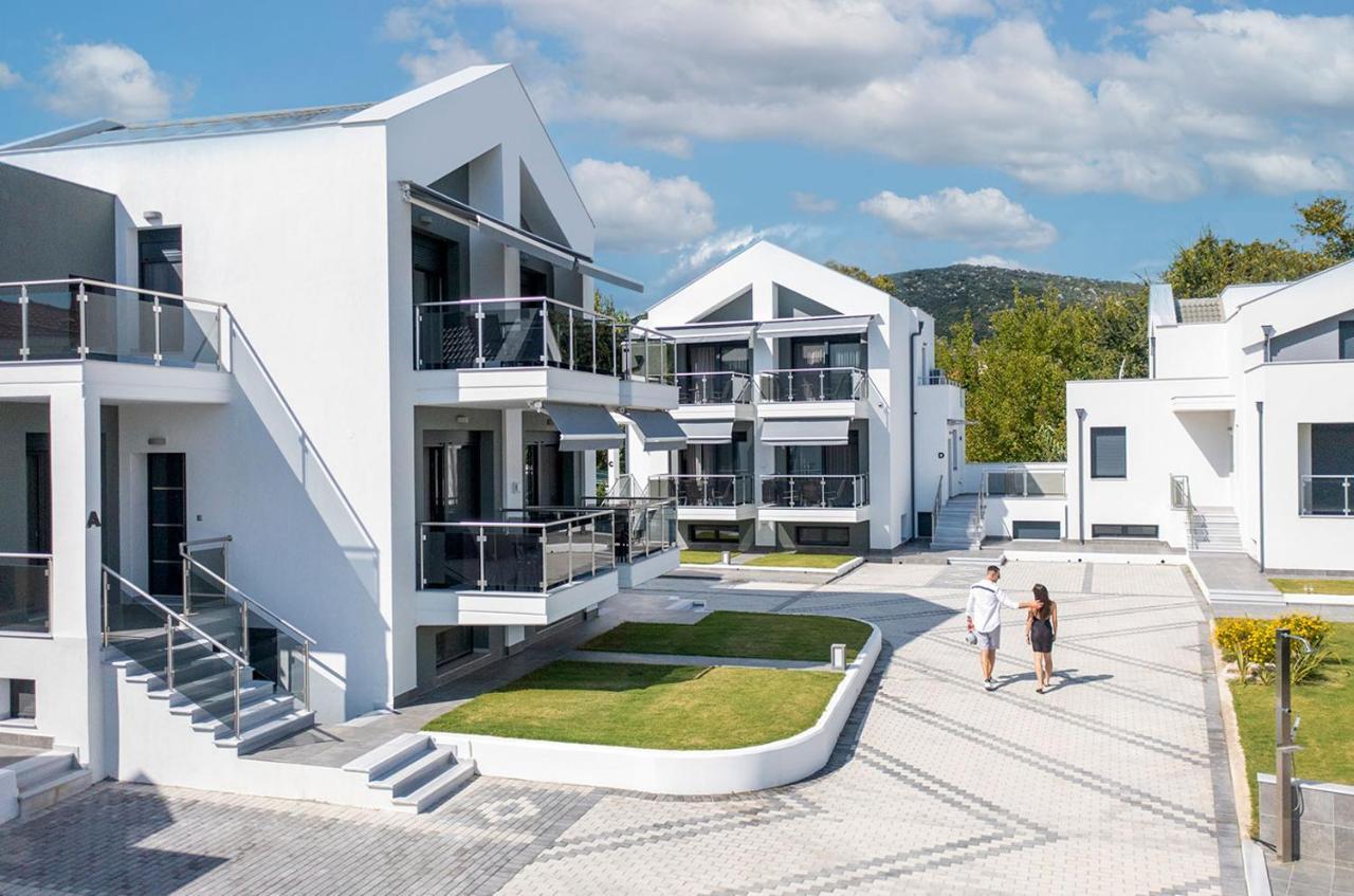 The Black Pearl Villas Kalamítsion Exteriér fotografie